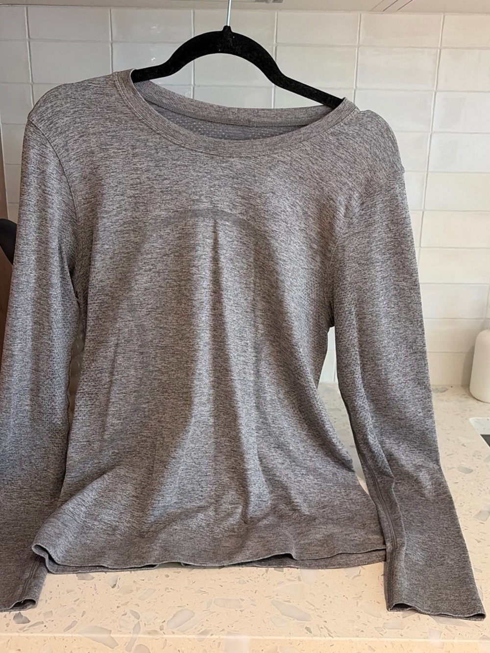 lululemon athletica Heather Gray Long-Sleeve Crewneck Top